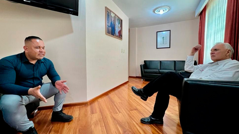 Cobaem entregará en octubre computadoras y libros al plantel Santa Ana Maya 