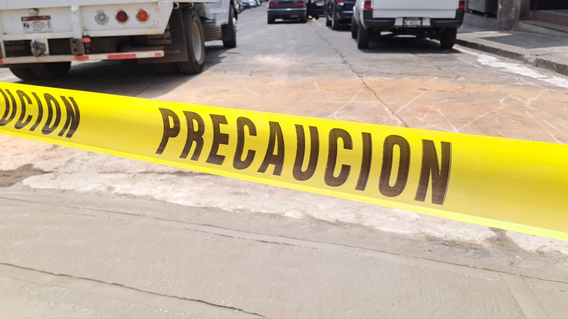 Enfrentamiento entre taxistas deja saldo de dos vehículos siniestrados, en Ecatepec 