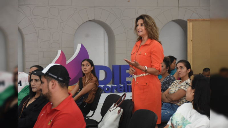 DIF Morelia abre espacio sobre el autocuidado y bienestar familiar 