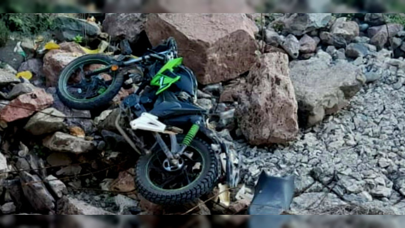 Motociclista pierde la vida en accidente tras perder el control en Buenavista, Michoacán 