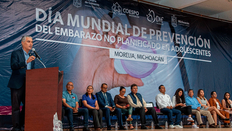  Trabaja DIF Michoacán por la prevención del embarazo adolescente