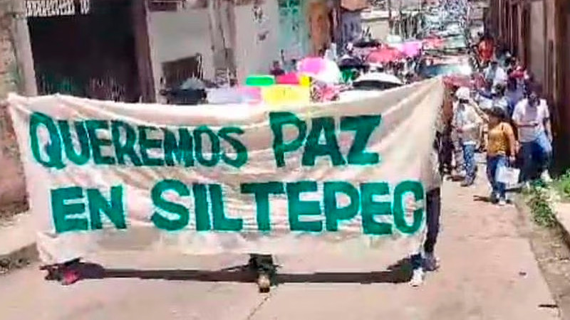 Ante presencia de grupos delincuenciales marchan por la paz en Chiapas 