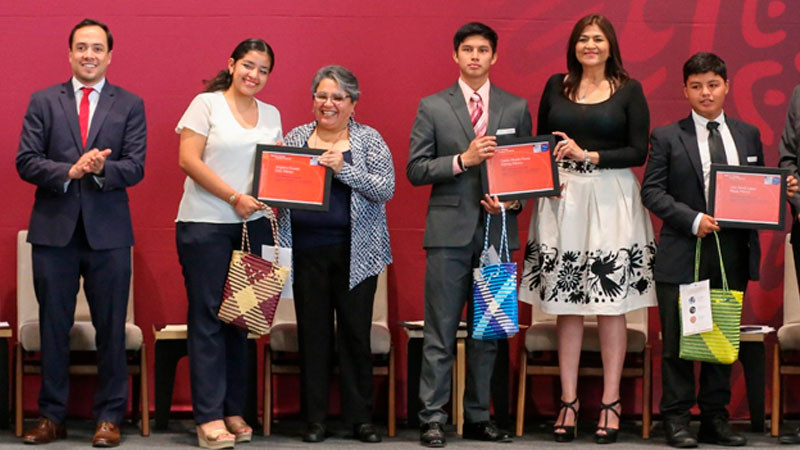 Gobierno de México e Intel premian a estudiantes ganadores de competencia Intel AI Global Impact Festival 