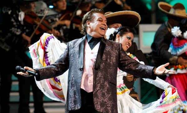 Conoce a la dueña de las casas de Juan Gabriel - Foto 0 