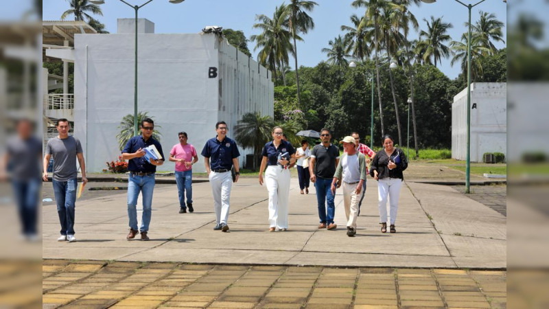 Rectoría trabaja en equipo con las Unidades Profesionales en los municipios
