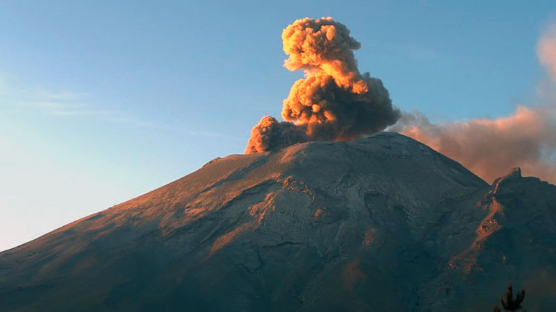 Volcán Popocatépetl registró 354 exhalaciones y media hora de tremor de alta frecuencia 
