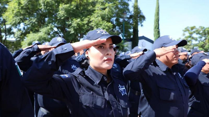 Se gradúan 379 policías del Curso de Formación Inicial para Policías Preventivos: SSP
