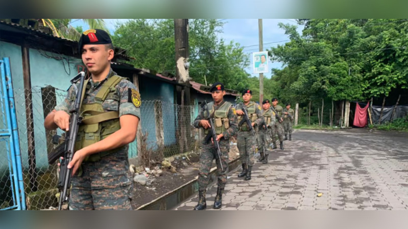 Despliegan 2 mil soldados guatemaltecos para combatir crimen organizado en frontera México-Guatemala 