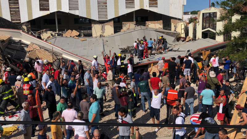 Suman 9 personas fallecidas y 49 heridas, tras derrumbe en iglesia de Ciudad Madero, Tamaulipas