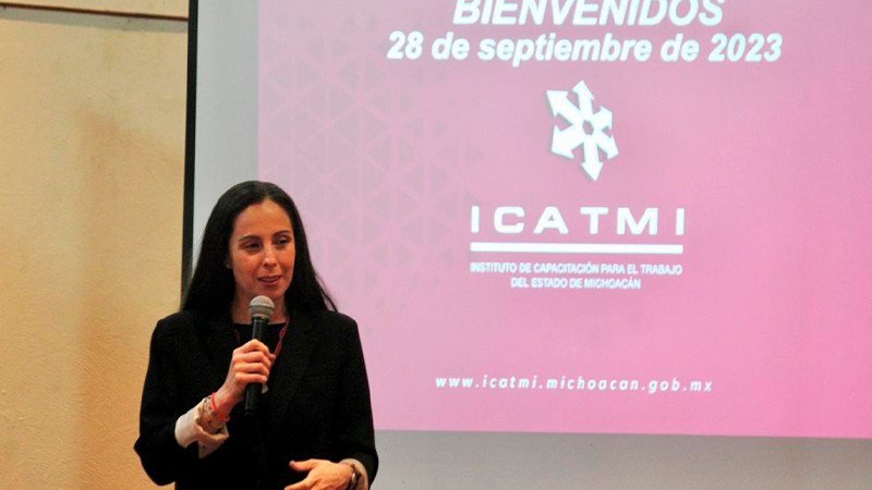 Con capacitación, Icatmi fortalece servicios a la población