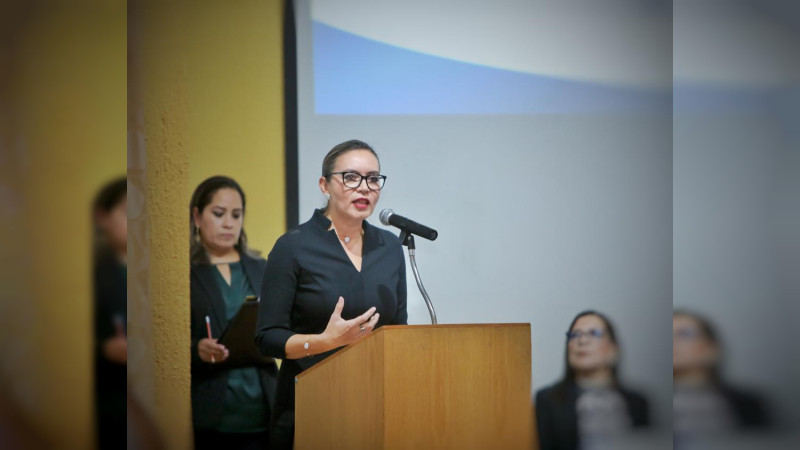 Rectora insta a la Facultad de Enfermería a seguir trabajando en la mejora continua