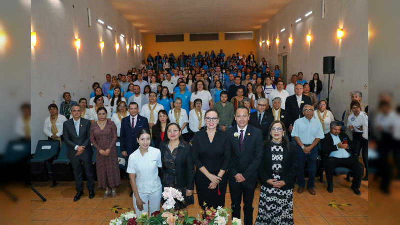 Rectora insta a la Facultad de Enfermería a seguir trabajando en la mejora continua