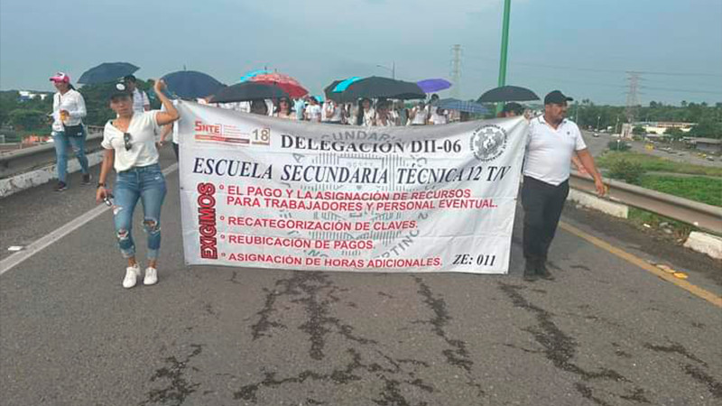 Amenaza de cierre del Puerto de Lázaro Cárdenas por el Magisterio Unido de la Costa