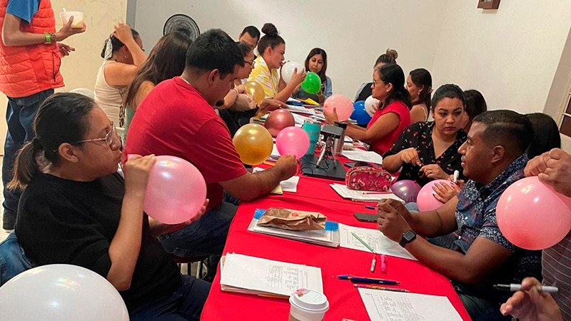 Participan casi 4 mil docentes en taller de la Nueva Escuela Mexicana