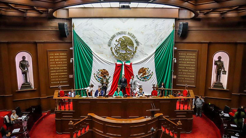 Al Heroico Colegio Militar, Presea Constitución de 1814, del Congreso de Michoacán 