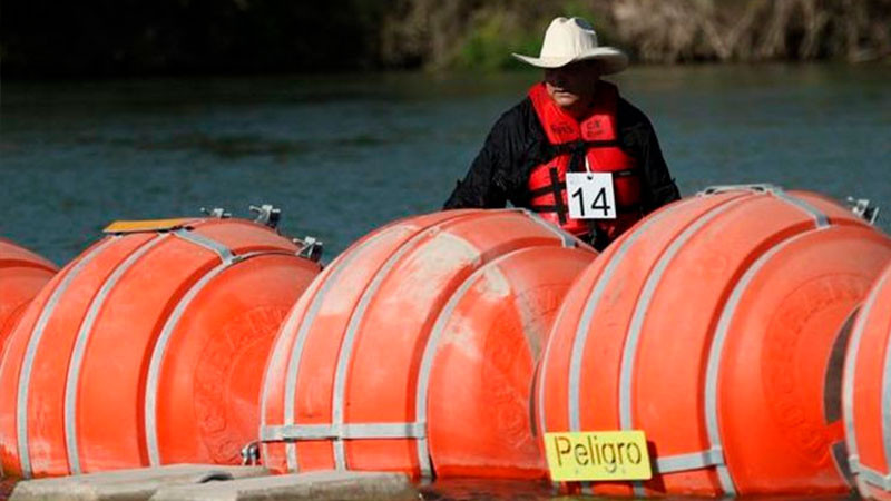 Texas pide a corte de apelaciones que le permita mantener la barrera de boyas en el río Bravo 