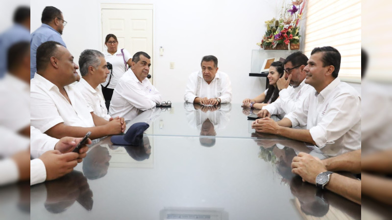 Gobierno estatal va por reactivación económica de la región Apatzingán