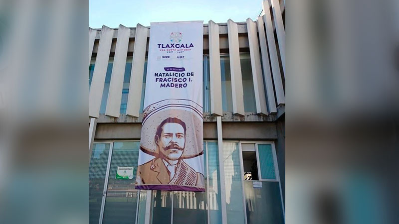 SEP Tlaxcala confunde la imagen de Madero con la de Pancho Villa 