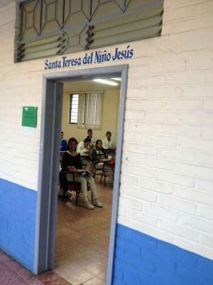 La comunidad nicolaita  trabaja al margen de toma de instalaciones - Foto 1 