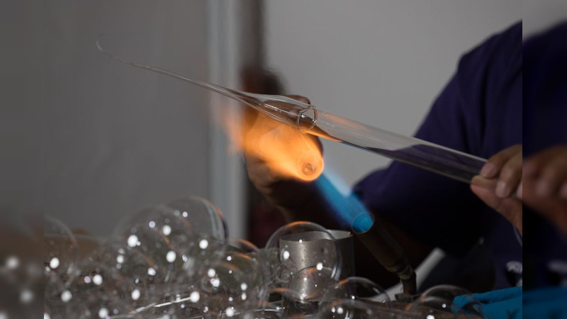 La magia de la Navidad te espera en Tlalpujahua con su Feria de la Esfera