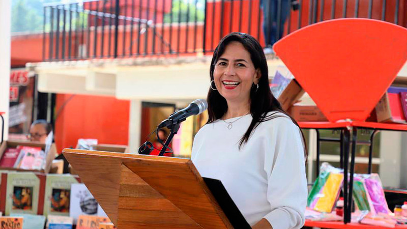 Con 19 mdp, SEE fortalece escuelas del Oriente michoacano 