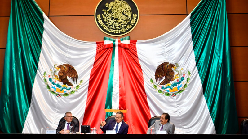 Reduce Pemex expectativas de producción diaria hasta los 1.88 millones de barriles 