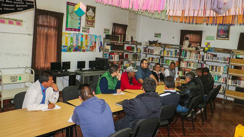Escuelas de Capacuaro se suman al programa Si la Separas ya no es Basura