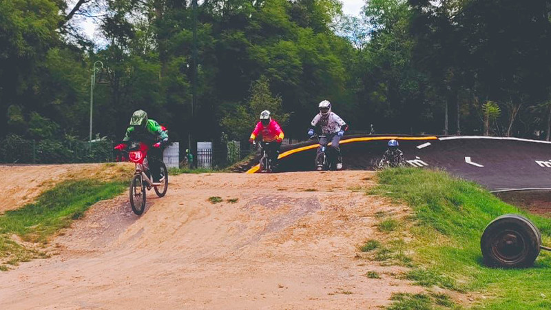 Concluye con éxito Serial "Corriendo por un Compresor"