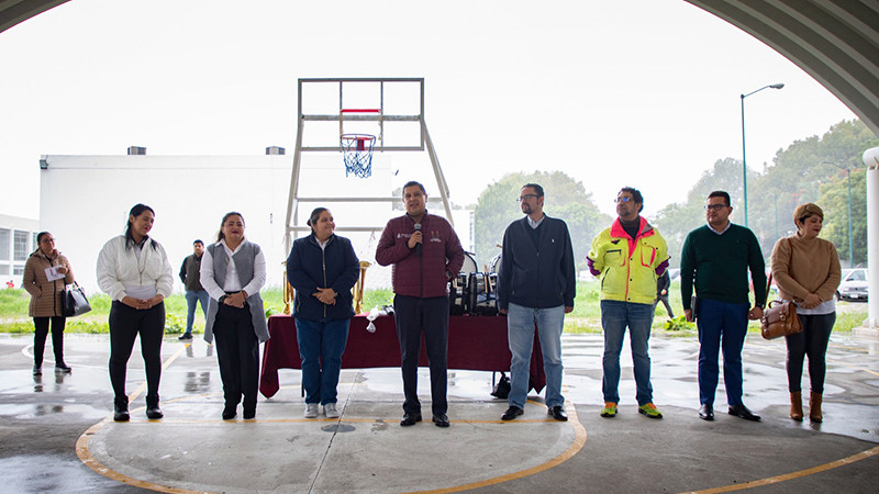 Necesario abrir más espacios a la educación pública: Nacho Campos 