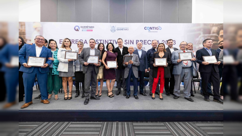Entrega Gobierno de Querétaro distintivo a 79 empresarios 