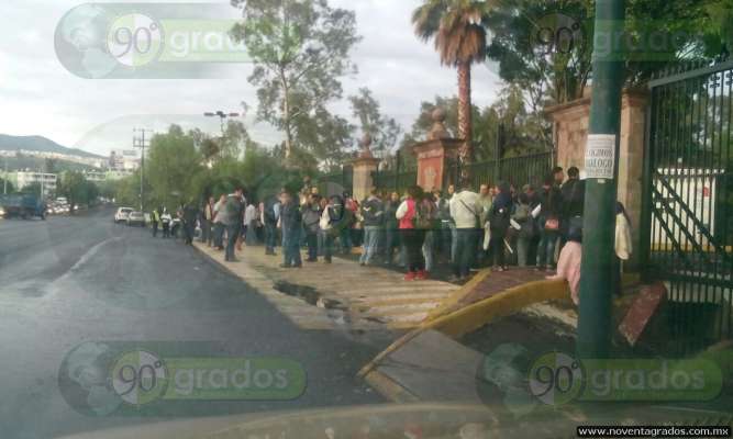 Trabajadores del Sector Salud toman Casa de Gobierno - Foto 0 