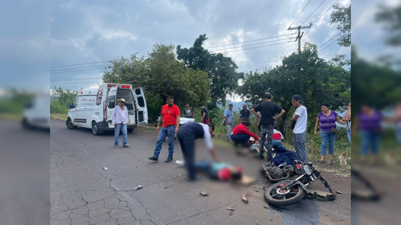 Michoacán: joven motociclista derrapa y pierde la vida sobre la carretera Nuevo Urecho -Ario de Rosales