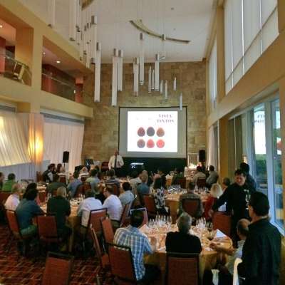200 alumnos nicolaitas participan en el Congreso Veterinario de León - Foto 1 
