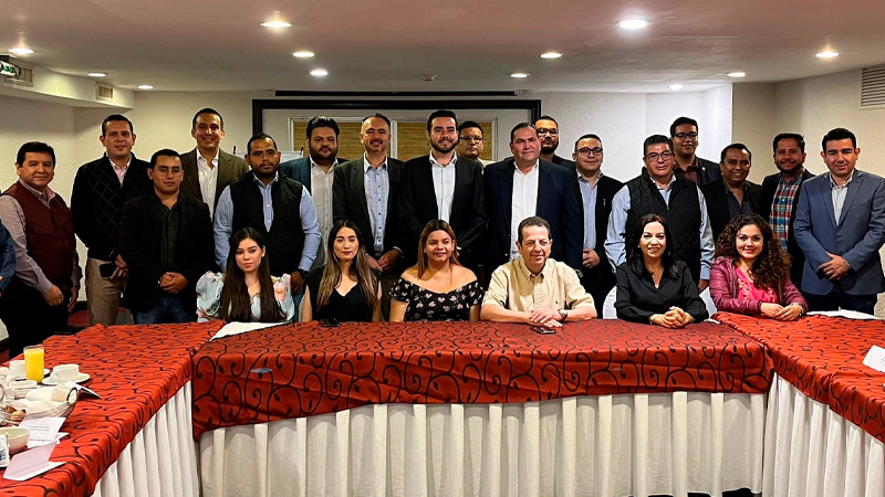 Educación dual, gran atractivo para empresas, reconoce Fadlala Akabani desde Michoacán 