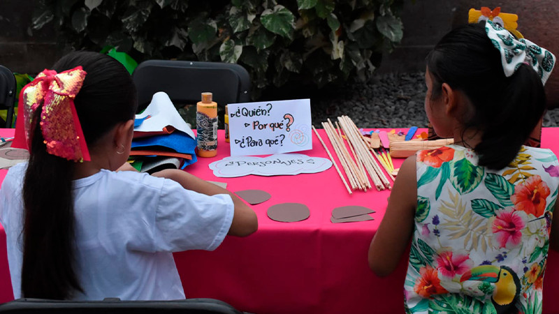 Secum beneficia a 240 personas en Apatzingán con talleres artísticos