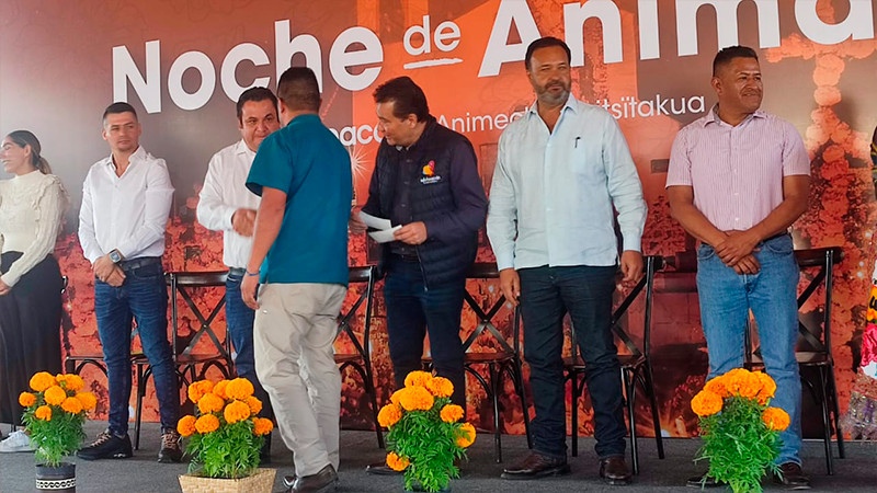 Entrega Sectur apoyos económicos para Noche de Ánimas a 22 comunidades y tres autogobiernos de Michoacán