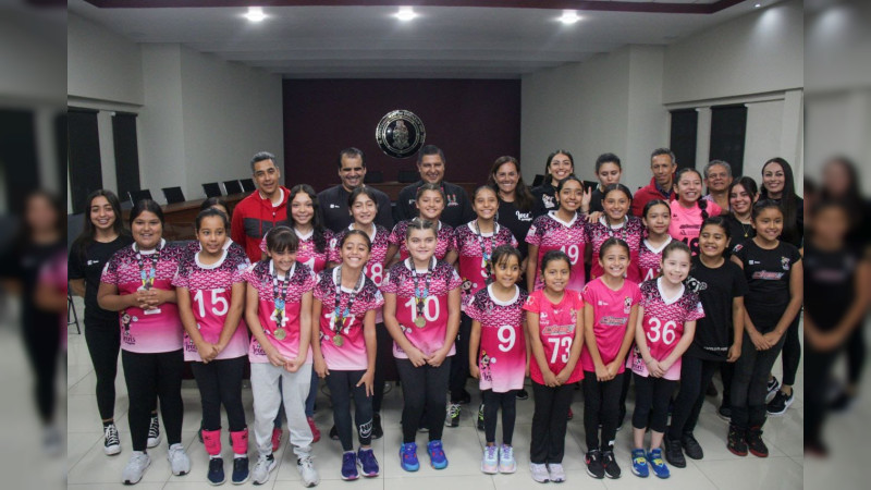 Ireris Uruapan se declaran listas para la temporada de la Liga Profesional de Voleibol