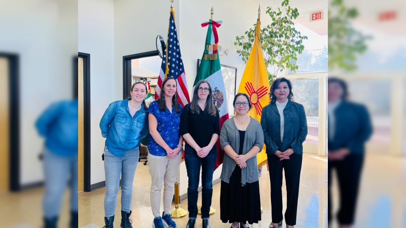 Escuela de EU regresa a México 60 piezas arqueológicas