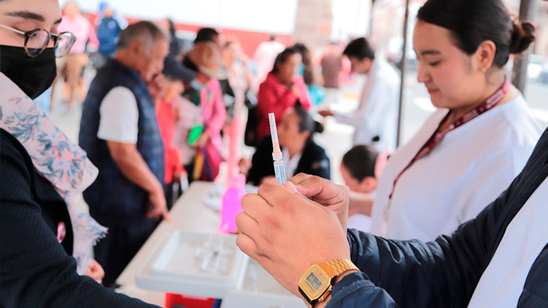 Arranca en Michoacán vacunación contra influenza y COVID-19
