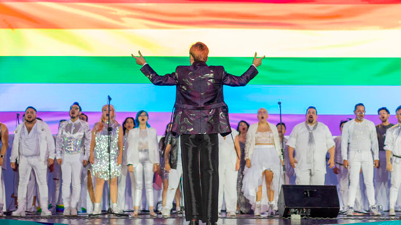 Michoacán se viste de orgullo con el Coro Gay de la CDMX