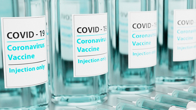 Trabajadores del IMSS Morelos denuncian que los obligan a aplicar vacunas contra COVID-19 caducadas 