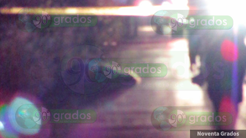Atacan a balazos a 3 personas en Zamora, Michoacán; un hombre y una mujer perdieron la vida