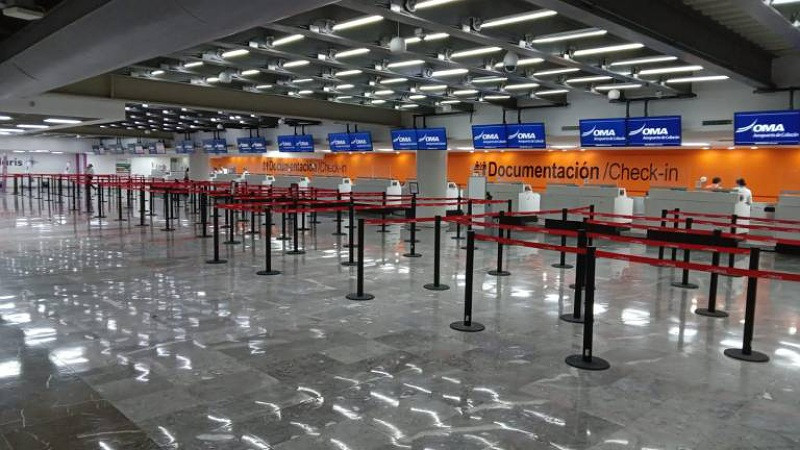 Por paso de "Norma", cierran aeropuertos de Culiacán y Los Mochis en Sinaloa 