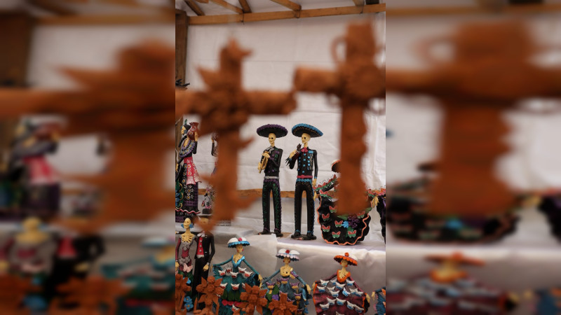 Con fiesta, color, y tradición arrancó la Feria de la Catrina en Capula