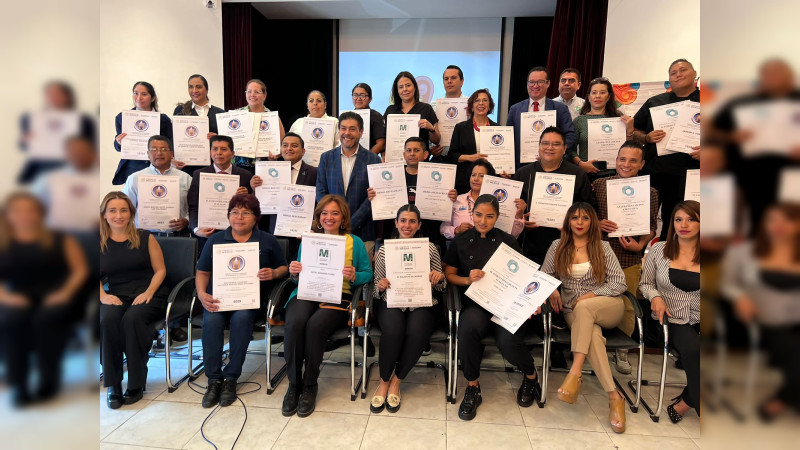 Sectur reconoce a empresas por la calidad de sus servicios