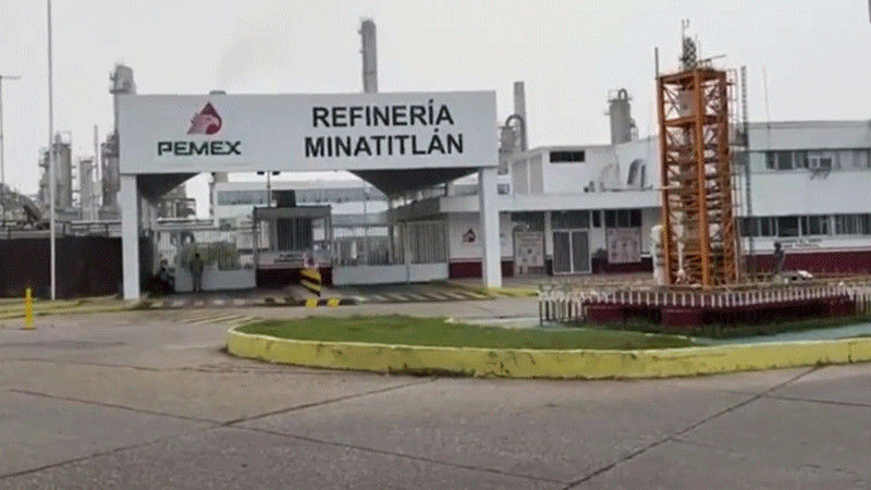 Cien personas son evacuadas tras reporte de fuga de ácido flourhídrico en Veracruz 