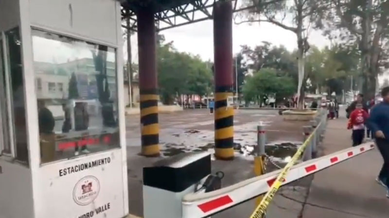 Arrancan' y roban cajero automático en CDMX; policía que vigilaba recibió golpiza 
