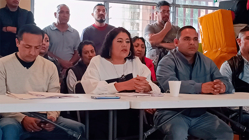 CNTE denuncia que integrante expulsado no quiere regresar una camioneta  