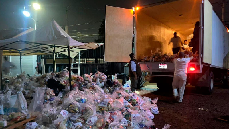 Michoacán envía primer camión con ayuda humanitaria a Guerrero, del Festival Jalo 