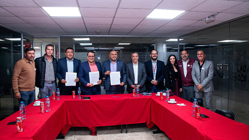 Coordinación entre autoridades y empresarios, fundamental para atender a Michoacán: Luis Navarro 